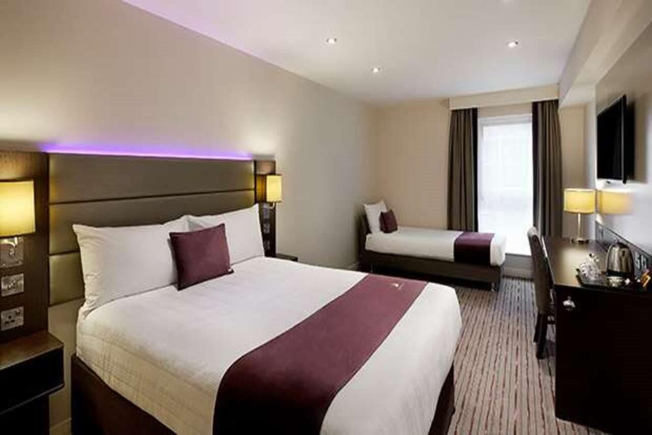 Premier Inn Watford - Croxley Green ภายนอก รูปภาพ