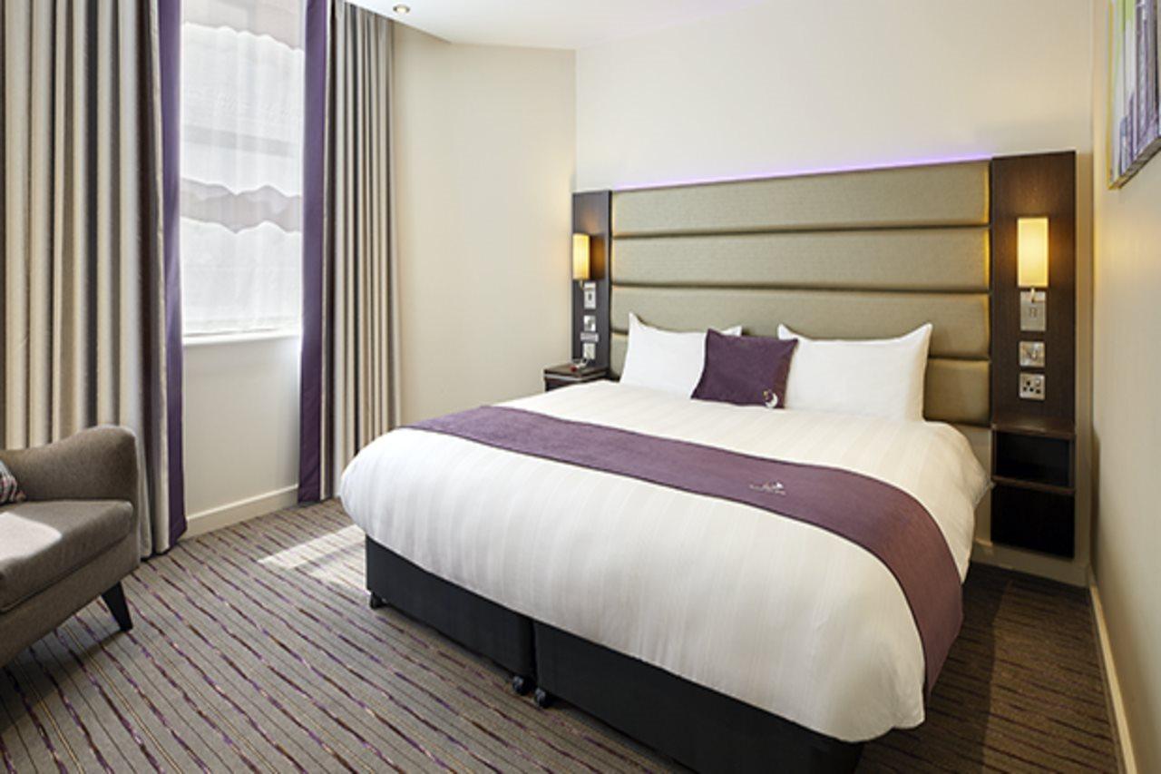 Premier Inn Watford - Croxley Green ภายนอก รูปภาพ