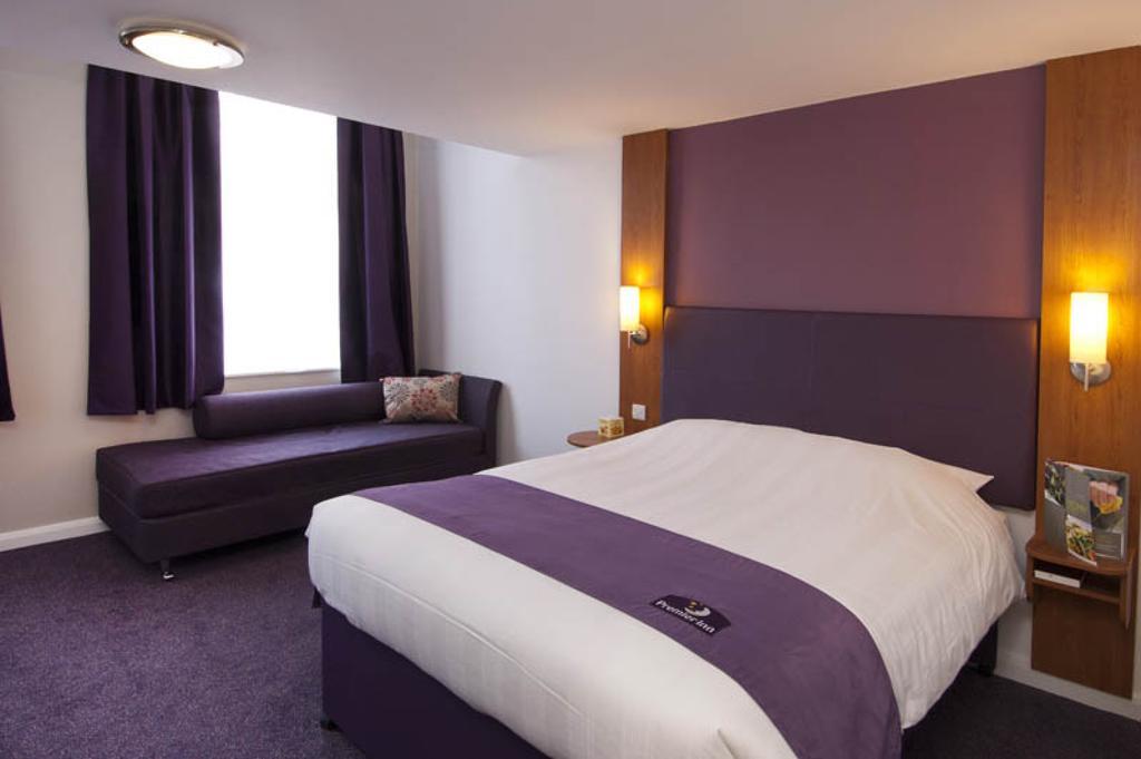 Premier Inn Watford - Croxley Green ภายนอก รูปภาพ