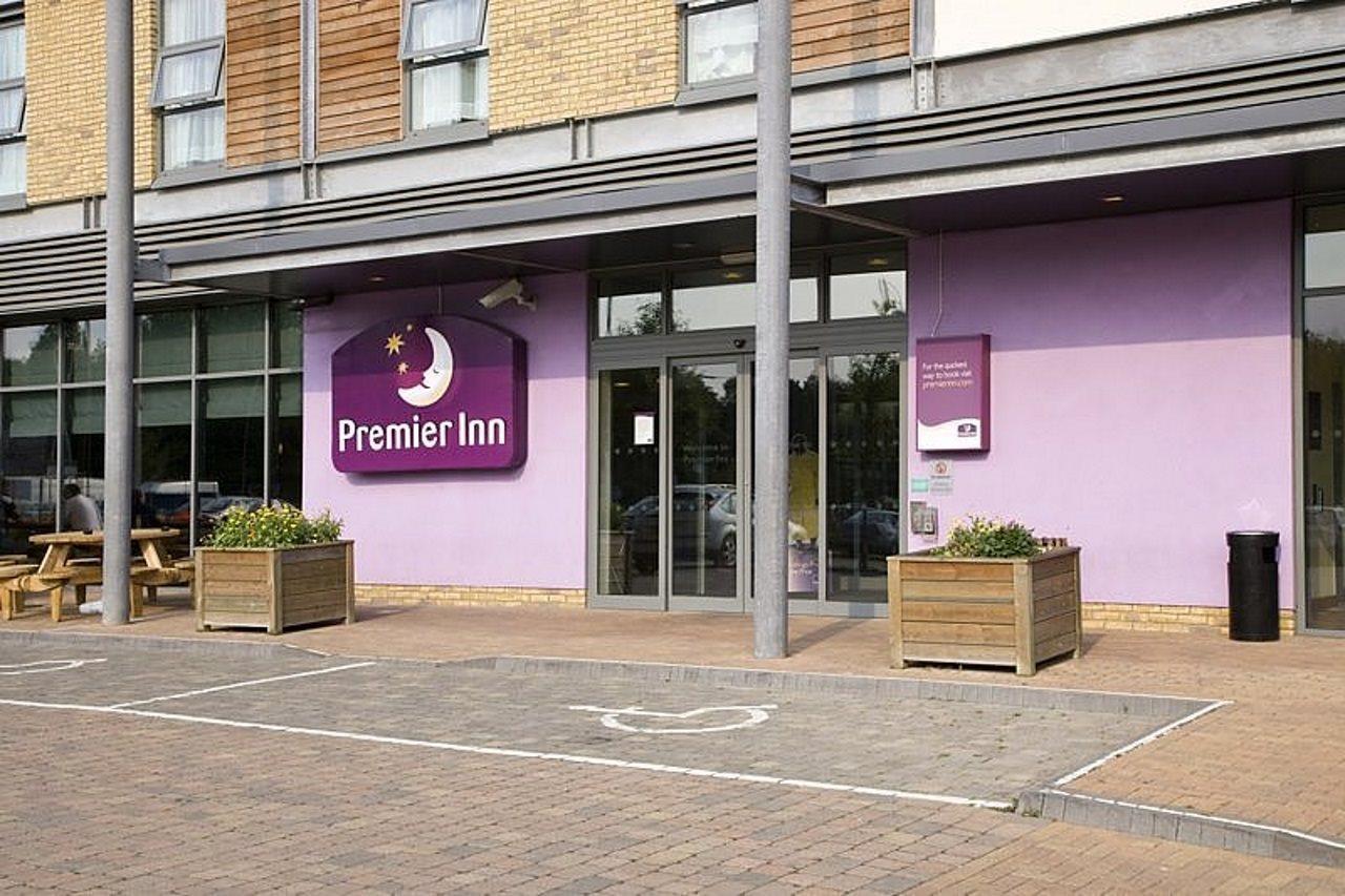 Premier Inn Watford - Croxley Green ภายนอก รูปภาพ